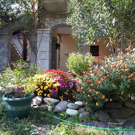 Old House Apartment With Garden Area Mtsʼkhetʼa Bagian luar foto